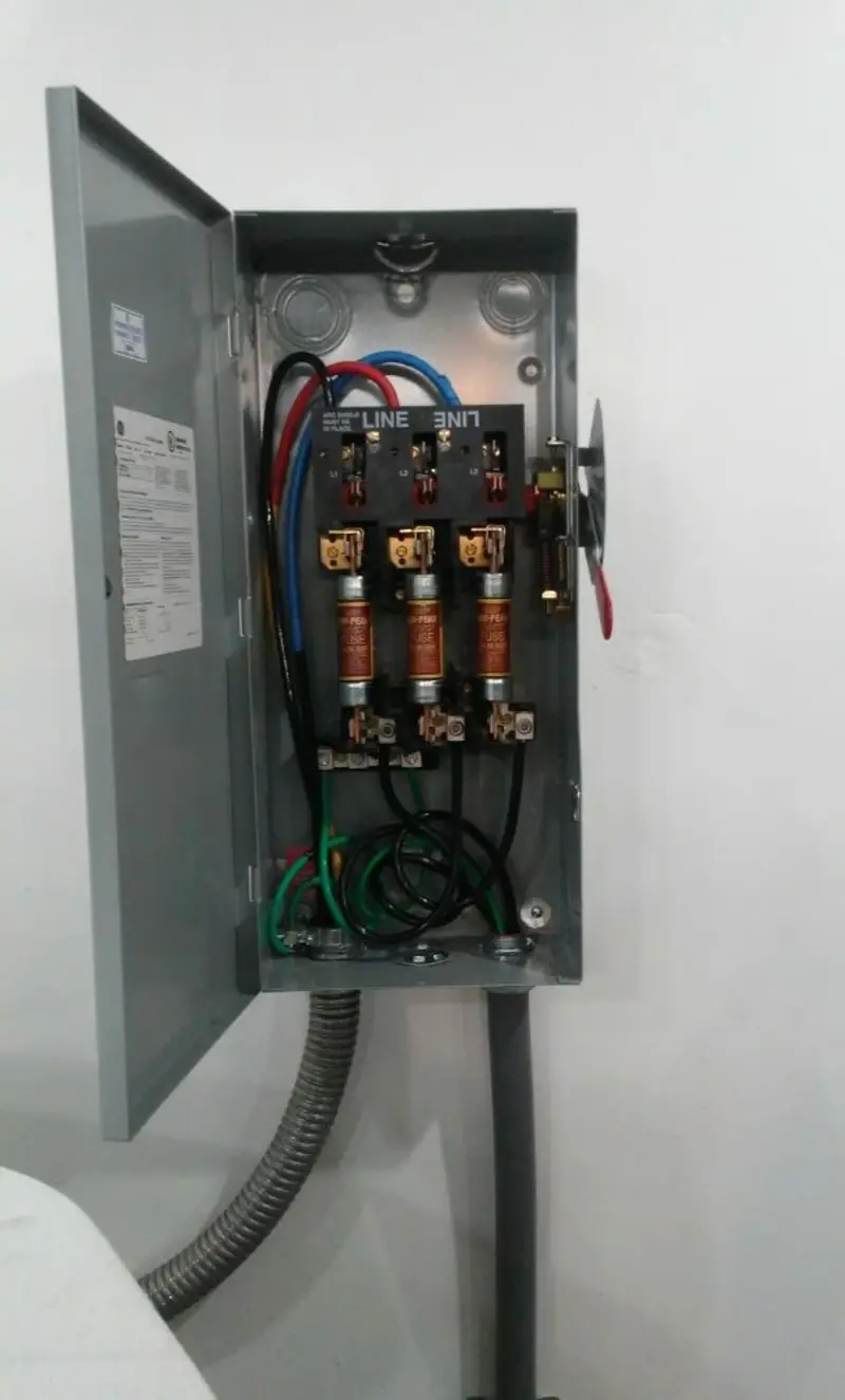 Three-phase disconnect switch installed for Electrical Wiring & Rewiring in Bloomingdale